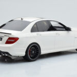 Mercedes C63 AMG W204 White GT Spirit 1:18 - image 2 of 6