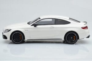 Mercedes C63S AMG C205 Coupe White GT Spirit 1:18 B66965707 Resin — photo 3 of 6