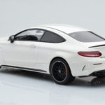 Mercedes C63S AMG C205 Coupe White GT Spirit 1:18 - image 5 of 6