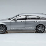 Mercedes CLS Shooting Brake X218 Alanite Grey Norev 1:18 - image 4 of 7