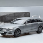 Mercedes CLS Shooting Brake X218 Alanite Grey Norev 1:18 - image 7 of 7