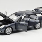 Mercedes E-Class S212 T-Model Tenorit Grey Metallic Minichamps 1:18 B66962447 - image 2 of 8