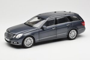 Mercedes E-Class S212 T-Model Tenorit Grey Metallic Minichamps 1:18 B66962447