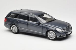 Mercedes E-Class S212 T-Model Tenorit Grey Metallic Minichamps 1:18 B66962447 Diecast — photo 6 of 8