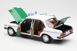 Mercedes E-Class W123 Polizei Norev 1:18 B66040676 Diecast — photo 5 of 8