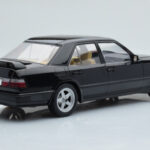 Mercedes E-Class W124 Tuning Black MCG 1:18 - image 2 of 6