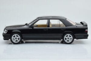 Mercedes E-Class W124 Tuning Black MCG 1:18 MCG18341 Diecast — photo 3 of 6