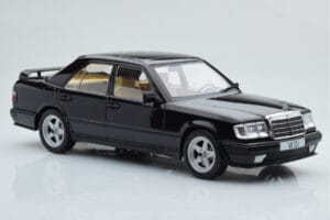 Mercedes E-Class W124 Tuning Black MCG 1:18 MCG18341 Diecast — photo 4 of 6