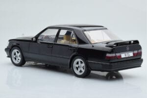 Mercedes E-Class W124 Tuning Black MCG 1:18 MCG18341 Diecast — photo 5 of 6