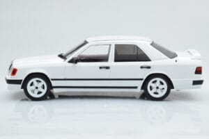 Mercedes E-Class W124 Tuning White MCG 1:18 MCG18343 Diecast — photo 3 of 6