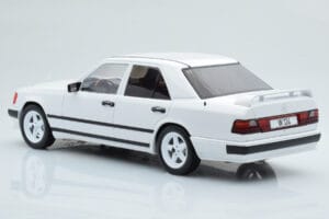 Mercedes E-Class W124 Tuning White MCG 1:18 MCG18343 Diecast — photo 5 of 6