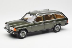 Mercedes 230T W123 T-Model Green Metallic Norev 1:18 183730