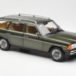 Mercedes 230T W123 T-Model Green Metallic Norev 1:18 183730 - image 6 of 8