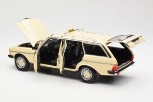 Mercedes 230T W123 T-Model Taxi Norev 1:18 183731 Diecast — photo 5 of 8