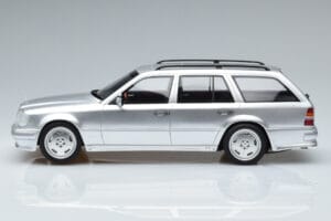 Mercedes E36 AMG S124 Silver Otto 1:18 OT889 Resin — photo 3 of 6