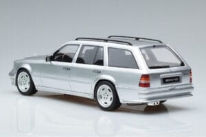 Mercedes E36 AMG S124 Silver Otto 1:18 OT889 Resin — photo 5 of 6