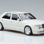 Mercedes E60 AMG W124 White Otto 1:18 - image 4 of 6