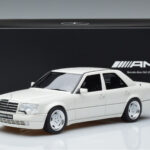 Mercedes E60 AMG W124 White Otto 1:18 - image 6 of 6
