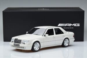 Mercedes E60 AMG W124 White Otto 1:18 B66040640 Resin — photo 6 of 6