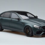 Mercedes E63 AMG Brabus 800 W213 Green GT Spirit 1:18 - image 4 of 6