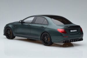 Mercedes E63 AMG Brabus 800 W213 Green GT Spirit 1:18 GT208 Resin — photo 5 of 6