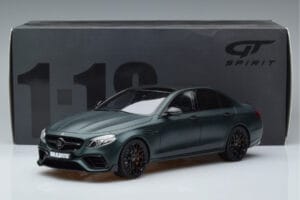 Mercedes E63 AMG Brabus 800 W213 Green GT Spirit 1:18 GT208 Resin — photo 6 of 6