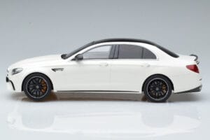 Mercedes AMG E63 S W213 White GT Spirit 1:18 B66965711 Resin — photo 3 of 6