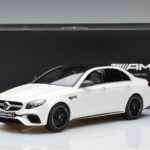 Mercedes AMG E63 S W213 White GT Spirit 1:18 - image 6 of 6