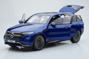 Mercedes EQC 400 Brilliant Blue NZG 1:18 B66963757 Diecast — photo 2 of 8
