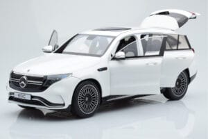 Mercedes EQC 400 Diamond White NZG 1:18 B66963756 Diecast — photo 2 of 8