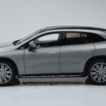 Mercedes EQE SUV X294 AMG Line Alpine Grey NZG 1:18 - image 4 of 8