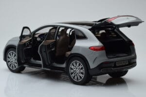 Mercedes EQE SUV X294 AMG Line Alpine Grey NZG 1:18 B66960837 Diecast — photo 5 of 8