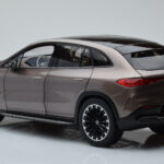Mercedes EQE SUV X294 AMG Line Velvet Brown NZG 1:18 - image 7 of 8
