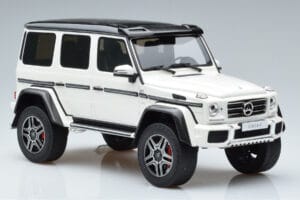 Mercedes G500 4x4 W463 GT Spirit 1:18 GT142 Resin — photo 4 of 6