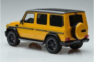 Mercedes AMG G63 W463 Crazy Color Solar Beam Dealer Edition GT Spirit 1:18 B66961012 Resin — photo 5 of 6