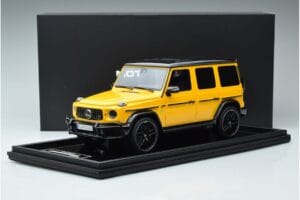 Mercedes AMG G63 W463 Yellow MotorHelix 1:18 MH018-Y Resin — photo 7 of 7