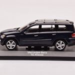 Mercedes GL X164 Tanzanite Blue Minichamps 1:43