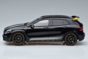Mercedes AMG GLA45 X156 Yellow Night Edition GT Spirit 1:18 B66960469 Resin — photo 3 of 6