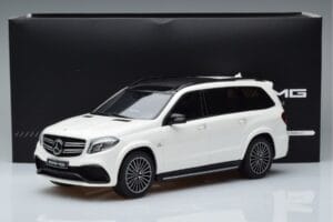 Mercedes AMG GLS63 X166 White GT Spirit 1:18 B66965709 Resin — photo 6 of 6