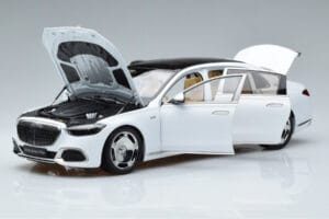 Mercedes Maybach S600 W222 V12 Biturbo Diamond White Almost Real 1:18 820116 Diecast — photo 2 of 11