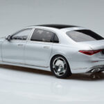 Mercedes Maybach S600 W222 V12 Biturbo Hightech Silver Almost Real 1:18 - image 7 of 12