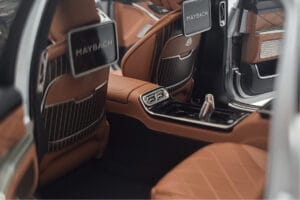 Mercedes Maybach S600 W222 V12 Biturbo Hightech Silver Almost Real 1:18 820118 Diecast — photo 9 of 12