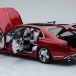 Mercedes Maybach S600 W222 V12 Biturbo Patagonia Red Almost Real 1:18 - image 5 of 10