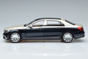 Mercedes Maybach S650 X222 Silver Blue Norev 1:18 B66960615 Diecast — photo 4 of 7