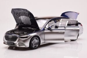 Mercedes Maybach S680 W223 Nautical Blue Cirrus Silver Almost Real 1:18 820125 Diecast — photo 2 of 8