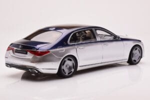 Mercedes Maybach S680 W223 Nautical Blue Cirrus Silver Almost Real 1:18 820125 Diecast — photo 3 of 8