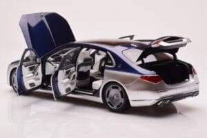 Mercedes Maybach S680 W223 Nautical Blue Cirrus Silver Almost Real 1:18 820125 Diecast — photo 5 of 8