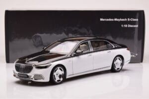 Mercedes Maybach S680 W223 Obsidian Black Diamond White Almost Real 1:18 820121 Diecast — photo 7 of 7