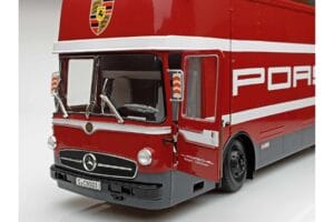 Mercedes O317 Porsche Transporter Red CMR 1:18 CMR149 Diecast — photo 4 of 12