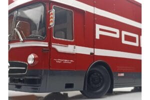 Mercedes O317 Porsche Transporter Red CMR 1:18 CMR149 Diecast — photo 7 of 12